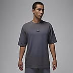 Jordan Flight Essentials 85 Men's Washed T-Shirt. Nike.com